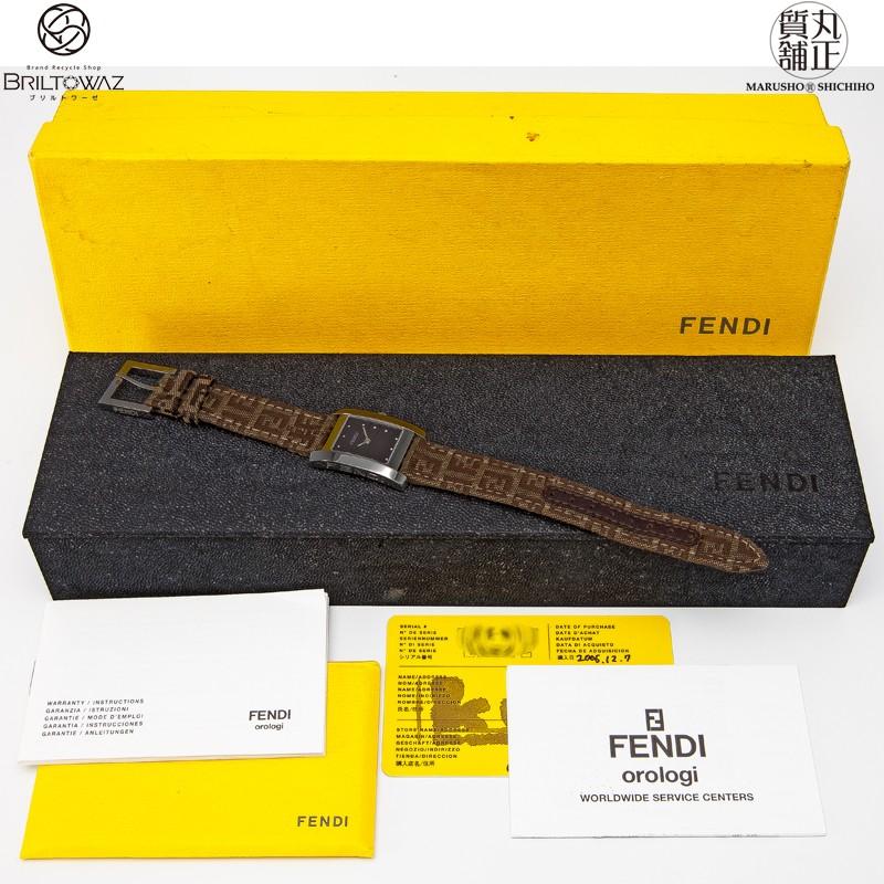 フェンディ クラスコ クォーツ時計 7000L ズッカ柄ベルト レディース 腕時計 FENDI 中古（M207278）