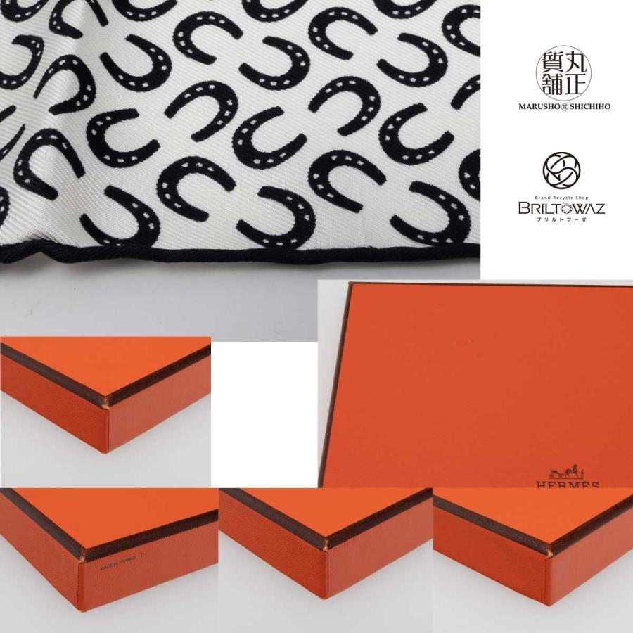 HERMES（エルメス） 2006秋冬 カレ90 A CHEVAL SUR MON CARRE カレの馬