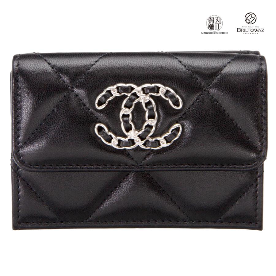 CHANEL 【直営買付】シャネル 22クルーズ 19 スモールフラップ CHANEL 【直営買付】シャネル 22クルーズ 19 スモールフラップ