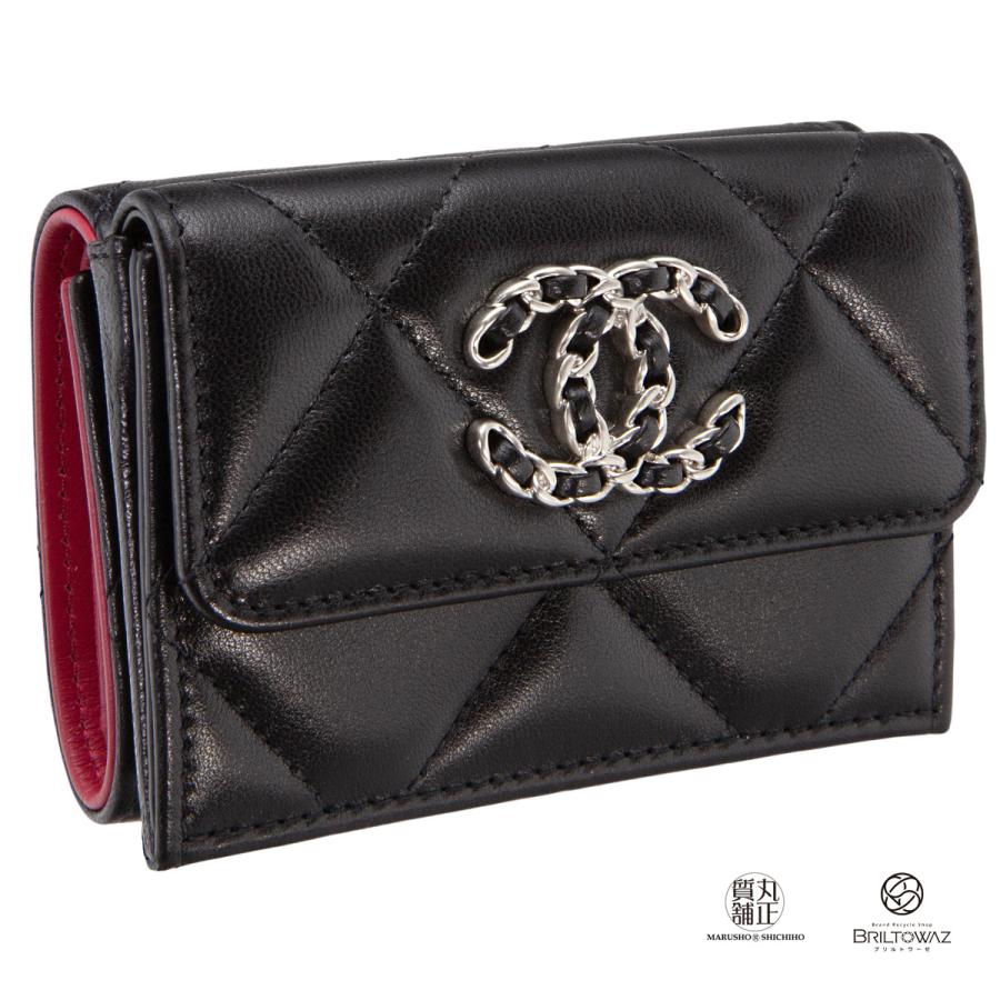 CHANEL 【直営買付】シャネル 22クルーズ 19 スモールフラップ CHANEL 【直営買付】シャネル 22クルーズ 19 スモールフラップ