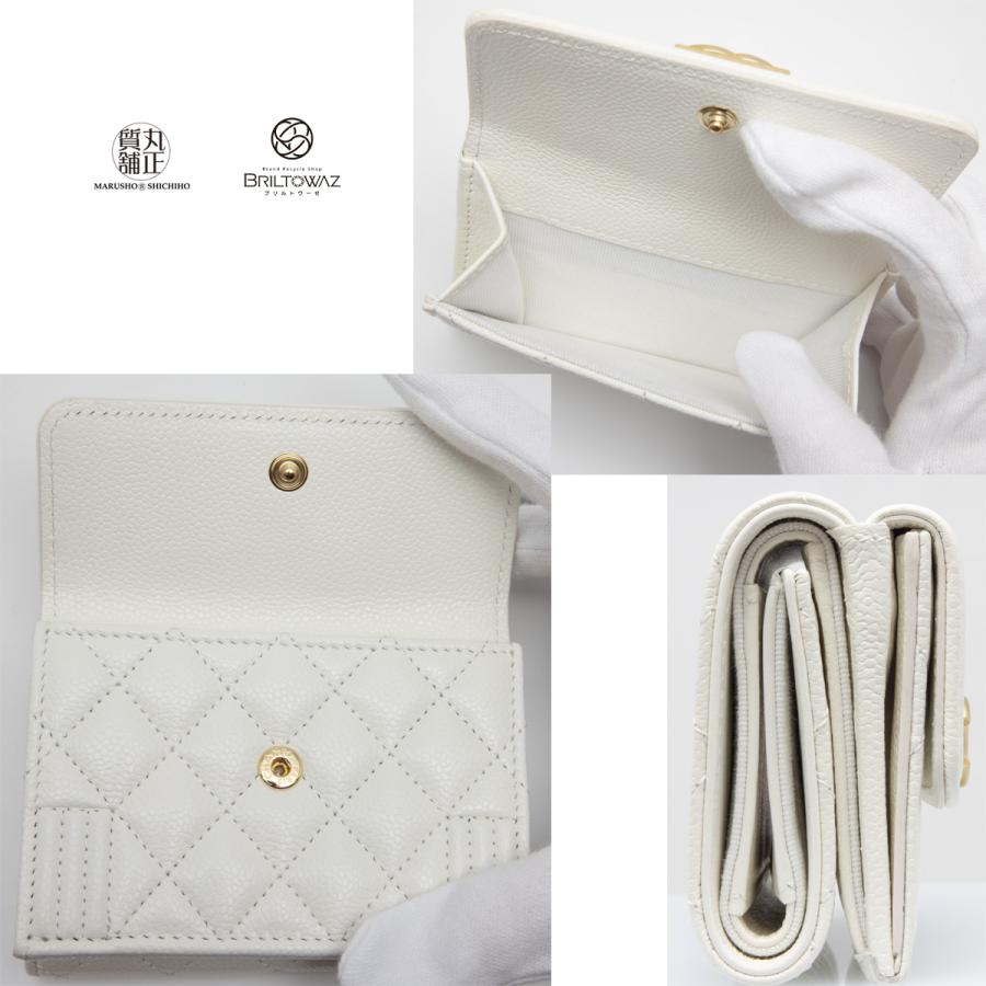 CHANEL シャネル 22AW BOY スモール ウォレット A84432 白 CHANEL シャネル 22AW BOY スモール ウォレット A84432 白