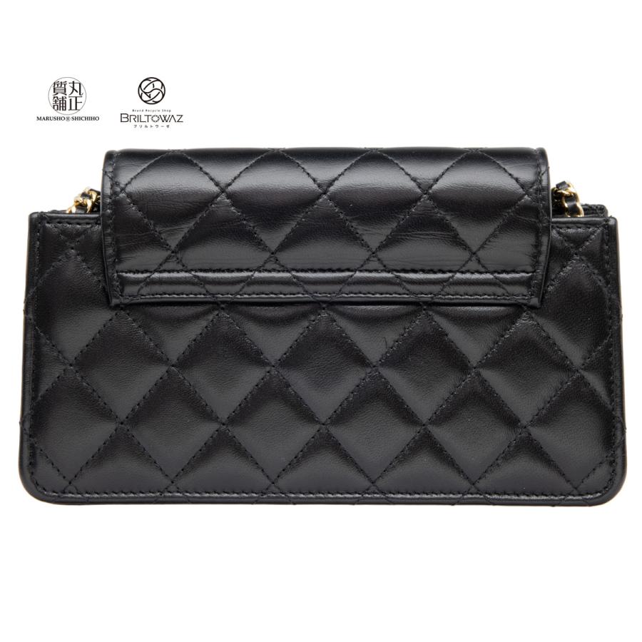 CHANEL (直営買付)シャネル 2022AW マトラッセ フォンケース CHANEL (直営買付)シャネル 2022AW マトラッセ フォンケース
