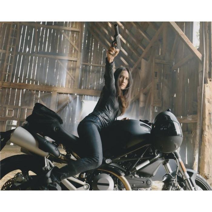 ニキータ マギーQ Maggie Q 輸入 写真 約20.3x25.4cm 10807. : movie