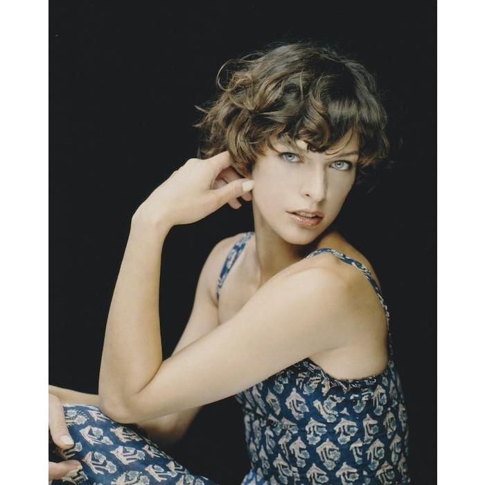 ミラジョヴォヴィッチ Milla Jovovich 約20.3x25.4cm 輸入 写真 11611d