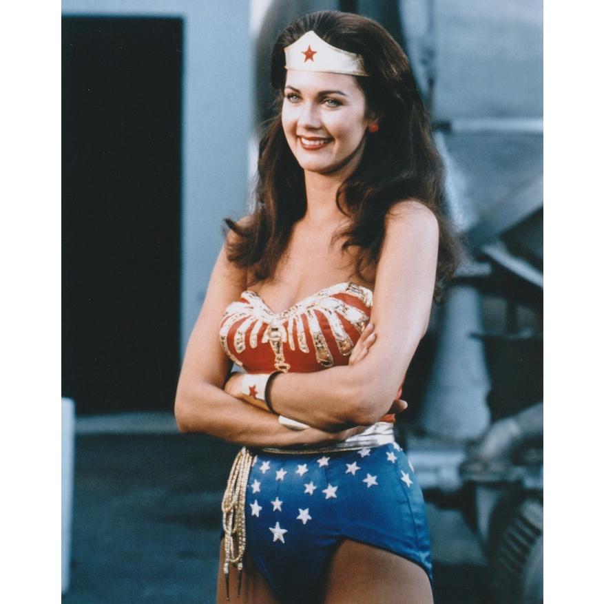 ワンダーウーマン リンダカーター 輸入 写真 8x10インチサイズ 約20.3