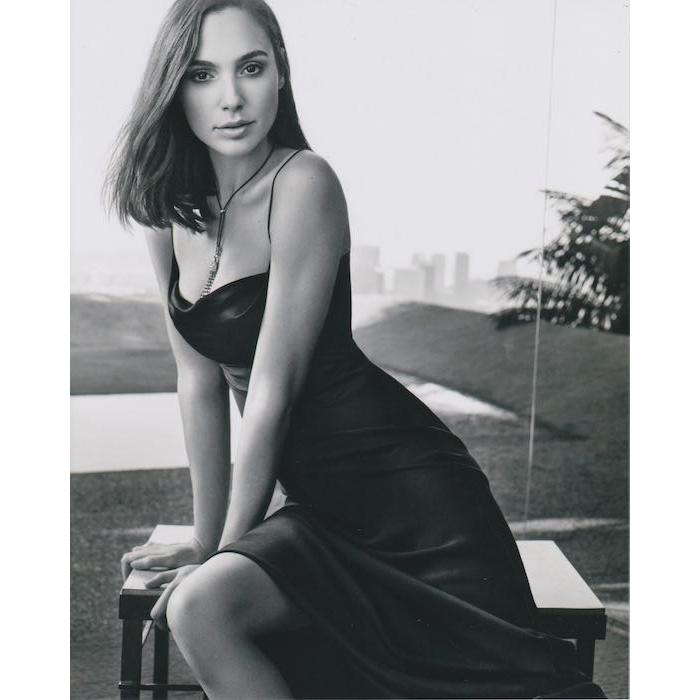 ガルガドット ガルガドット Gal Gadot 約20.3x25.4cm 輸入 写真 約20.3x25.4cm