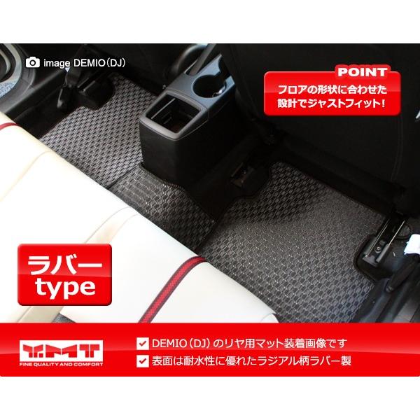 YMT アクセラスポーツ アクセラセダン ラバー製フロアマット BM