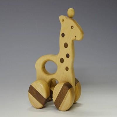 ふるさと納税 美唄市 木のおもちゃ(キリン)