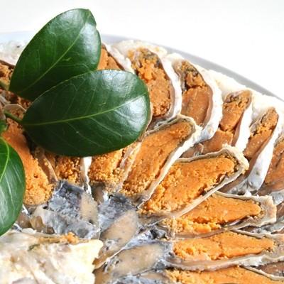 ふるさと納税 竜王町 [滋賀の高級珍味]子持ち鮒寿司スライス特大サイズ520g(鮒寿司260g、発酵ご飯260g)木箱入り