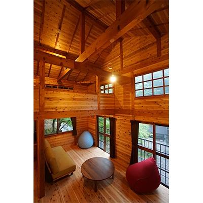 海外品 ふるさと納税 東峰村 東峰村岩屋キャンプ場　森のコテージ宿泊券　1泊(定員5名様) 【KUE7546357866】(27500円)