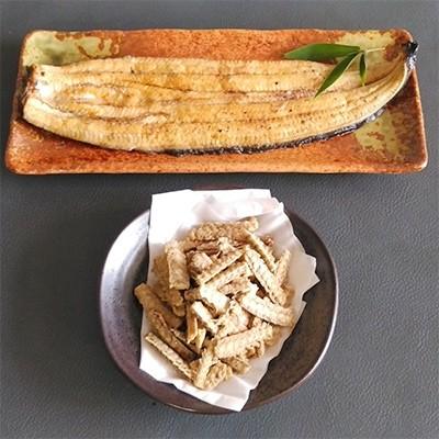 ふるさと納税 土浦市 田中屋川魚店の朝焼きうなぎ白焼き4本と骨せんべい(30g)セット 