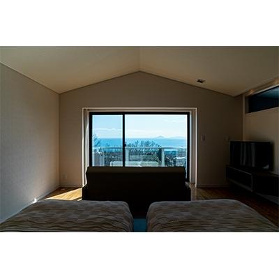 匿名配送 ふるさと納税 伊東市 【伊豆高原ホテルUMITO the salon IZU】1泊朝食付ペア宿泊招待券・豊富な地野菜朝食 【F1646475011】(60000円)