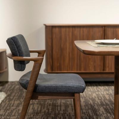 ふるさと納税 高山市 【飛騨の家具】 飛騨産業 立ち上がりたくない椅子