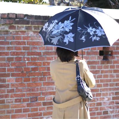 ふるさと納税 富士河口湖町 槙田商店【晴雨兼用】長傘 ”絵おり” 百合:黒の画像