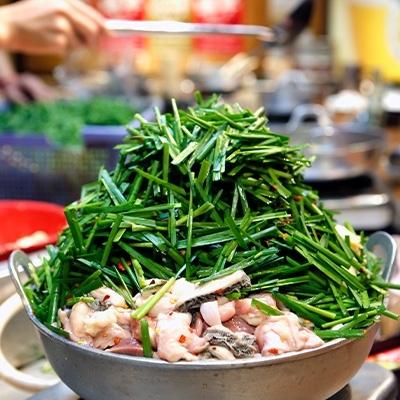 国内最安値 宮若市 ふるさと納税 博多名物 元祖もつ鍋地 冷凍 新もつ鍋2 3人前セット 宮若市 宅送 Www Muslimaidusa Org