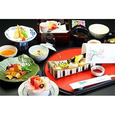 【新品同様 / 希少】 ふるさと納税 富士河口湖町 ホテルレジーナ河口湖　「上層階デラックスツインルーム」　1泊2食付き　2名様宿泊券 【2099238073】(76500円)