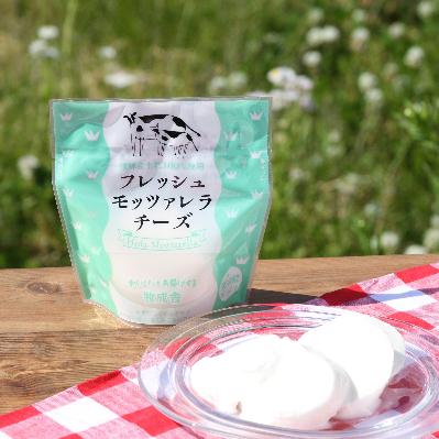 ふるさと納税 高山市 <牧成舎>飛騨の牛乳屋、こだわりフレッシュモッツァレラ(4個入り)