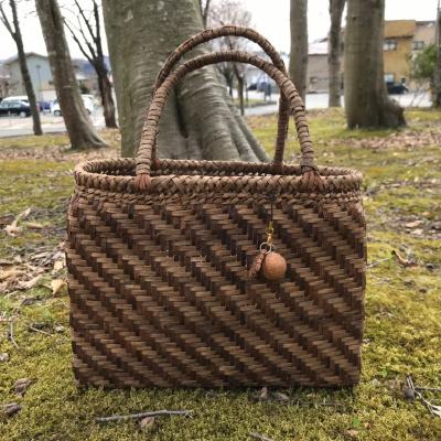 ふるさと納税 小国町 山形県小国町 くるみつる細工かごバッグ(おまかせ