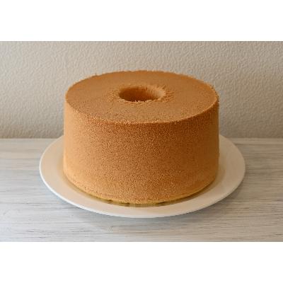 ふるさと納税 江別市 しっとりふわふわのプレーンシフォンケーキ 1ホール