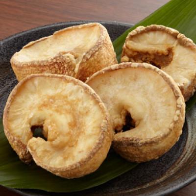 ふるさと納税 羽曳野市 【1kg】龍工房　”あぶらかす”　切って入れるだけ 良質な牛ホルモンの油かす　調理用途は無限!