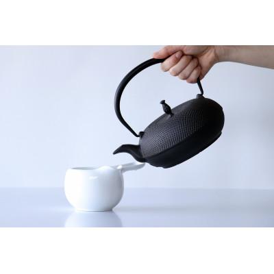 ふるさと納税 奥州市 南部鉄器 鉄瓶 東雲アラレ 1.0L 【OIGEN作】 IH