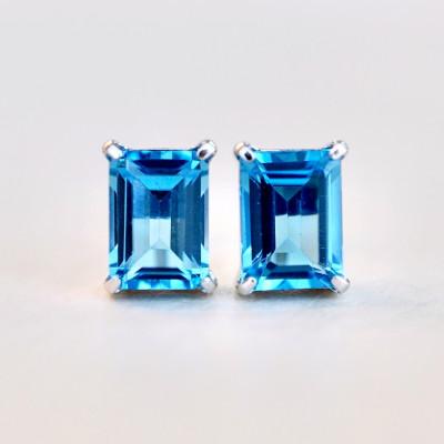 ふるさと納税 昭和町 K14 ホワイトゴールド ブルートパーズオクタゴンカット ピアス(保証書付) KO-0035の画像