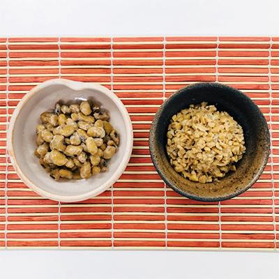 ふるさと納税 音更町 音更大袖振大豆のこだわり納豆2種7個と味噌や豚丼のたれ「B」セット〈渡部食品手づくり製法〉【A41】の画像