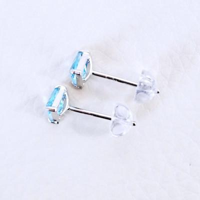 ふるさと納税 昭和町 K14WG ホワイトゴールド ブルートパーズ 三角 4mm