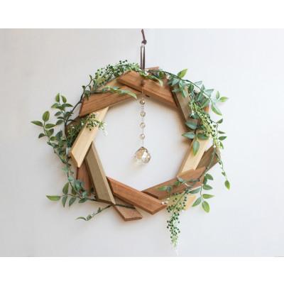 ふるさと納税 高山市 【オークヴィレッジ】無垢の木のあたたかい色合いの寄木のリース〔国産材　木製小物〕 AH071_3