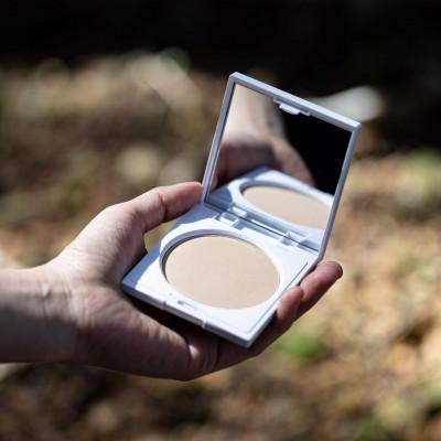 ふるさと納税 東栄町 高品質の原料にこだわった贅沢なファンデーション(01ナチュラル)&amp;下地クリームセット