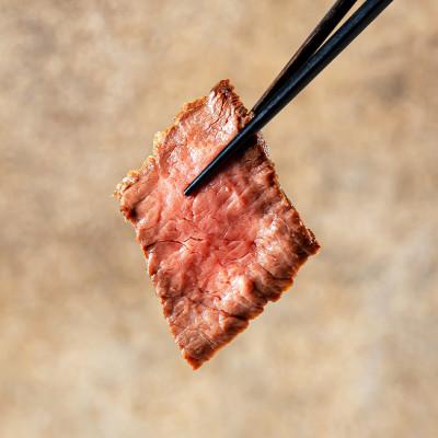 ふるさと納税 上牧町 犬用のA5ランク榛原牛ローストビーフ100g×3パック(18食)の画像