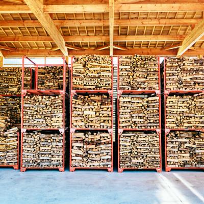 ふるさと納税 若狭町 乾燥薪　スギ、ヒノキ薪15kg　30センチ　中割り 薪ストーブやキャンプ・焚き火などのアウトドアにも_2