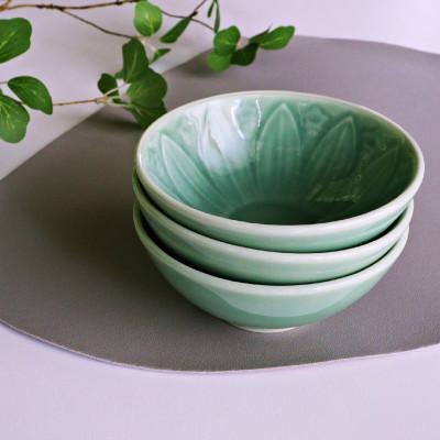 ふるさと納税 有田町 【さとふる限定】緑青磁花彫丸小鉢3個セット