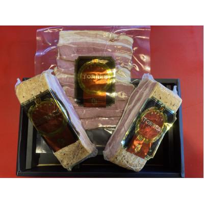 ふるさと納税 大村市 自家製燻製ベーコンセット 計740g