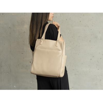 ふるさと納税 龍ケ崎市 リュックにもトートにもショルダーにも!/ レディースリュック [BEMOVITA](グレージュ)