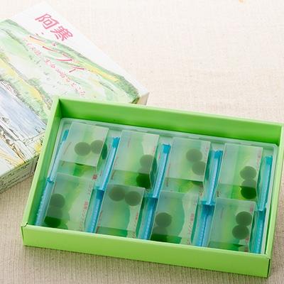 釧路市 お礼品詳細 阿寒湖銘菓あかんシンプイ リンゴ味ゼリー 8個入と養殖まりもセット ブルー Ta501 A137 阿寒湖銘菓あかんシンプイ リンゴ味ゼリー 8個入と養殖まりもセット ブルー Ta501 A137 ふるさと納税