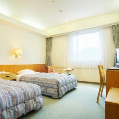 ふるさと納税 四万十市 新ロイヤルホテル四万十に泊まる朝夕めし付腹積もり【4名1室】26-132