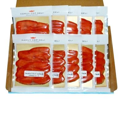 ふるさと納税 根室市 生まれながらベニザケのスモークサーモンセット60g×10P C-42047