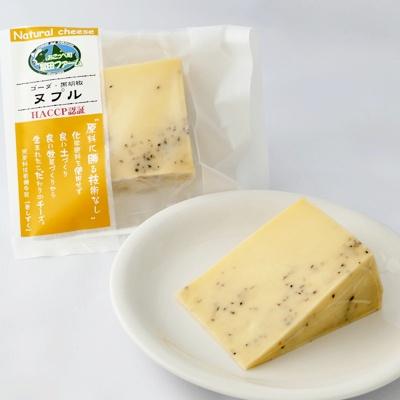 ふるさと納税 興部町 リンドレスゴーダ ヌプル胡椒入り2個[94]