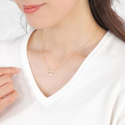 ふるさと納税 甲府市 K18 馬蹄 ネックレス　28550の画像
