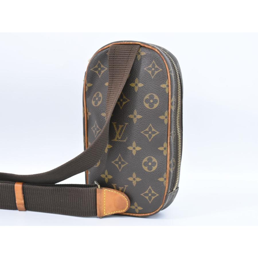 LOUIS VUITTON 本物 ルイヴィトン LV ポシェットガンジュ