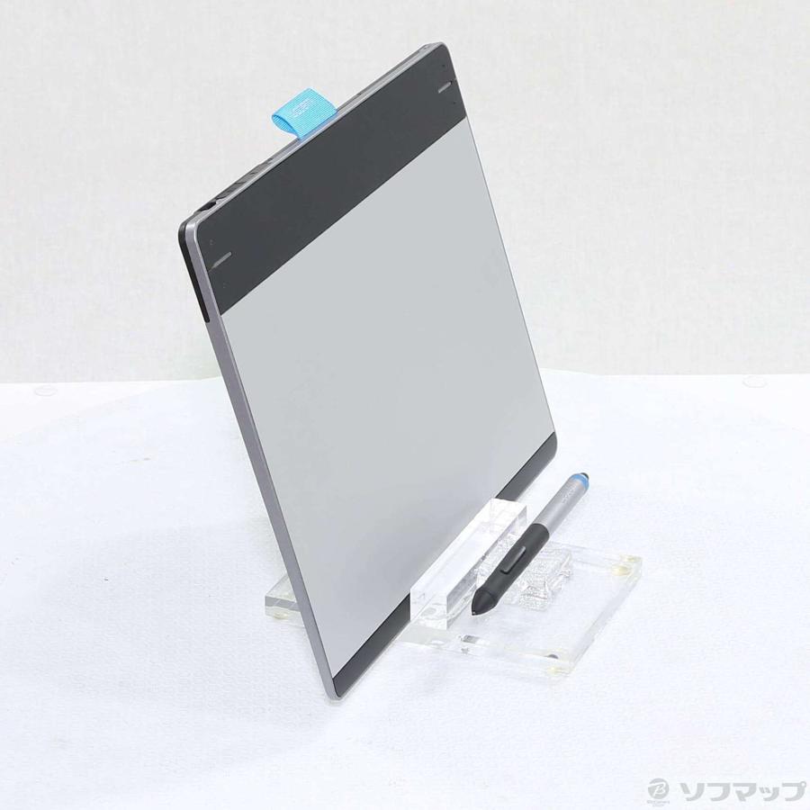 ワコム Intuos Pen &amp; Touch 油彩制作用モデル Mサイズ CTH-680/S2 d2ldlup 71437MdblUL._UF894,1000_QL80_.jpg