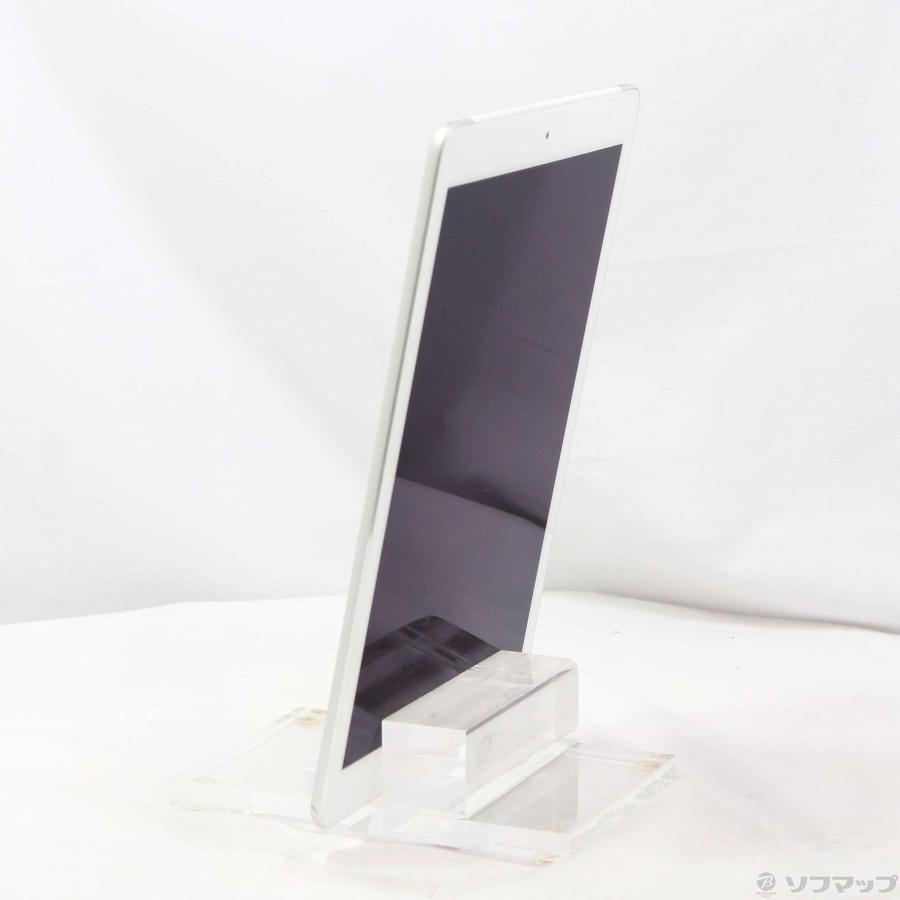 〔中古〕NTTドコモ  iPad Air 2 16GB シルバー MGH72J／A docomo |  | 02
