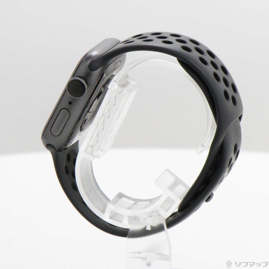 〔中古〕Apple(アップル)  Apple Watch Series 4 Nike+ GPS 40mm スペースグレイアルミニウムケース アンスラサイト／ブラックNikeスポーツバンド | Apple | 02