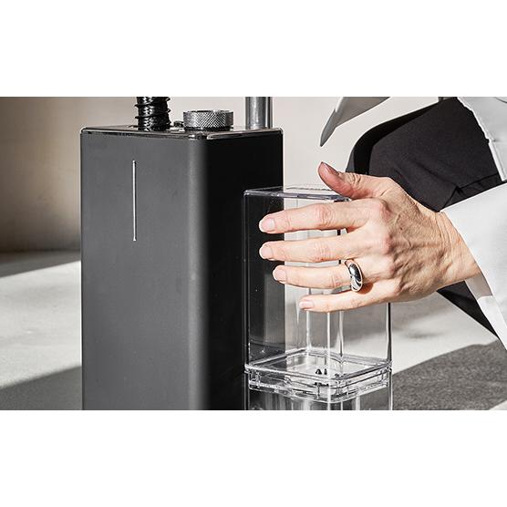 STEAMONE 衣類スチーマー George ブラック JPES700B ［ハンガーショット機能付き］ |  | 10