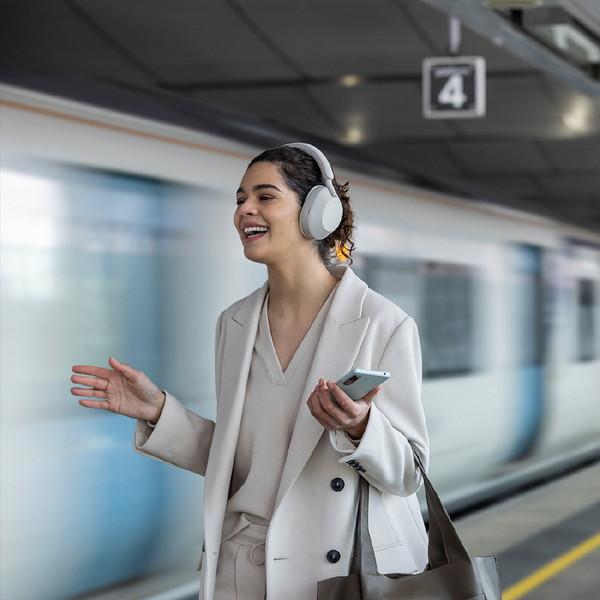 ソニー ワイヤレスヘッドホン WH-1000XM5SM プラチナシルバー 【キャンセル・返品不可】 | SONY | 19