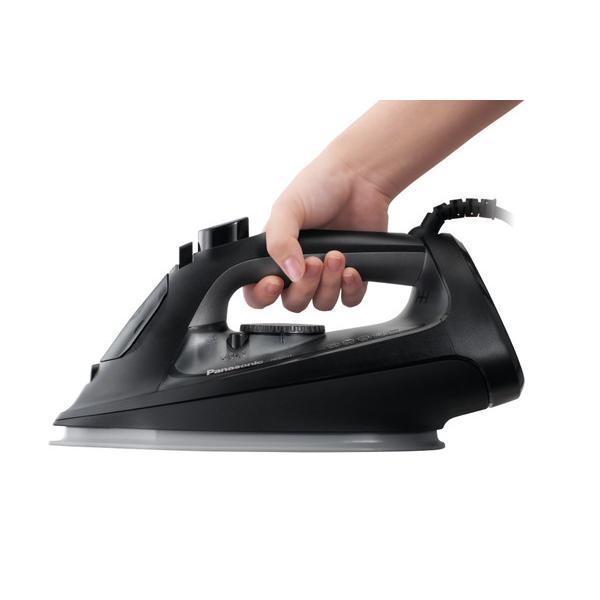 Panasonic(パナソニック) コード付きスチームアイロン   NI-U701 ［ハンガーショット機能付き］ | Panasonic | 03