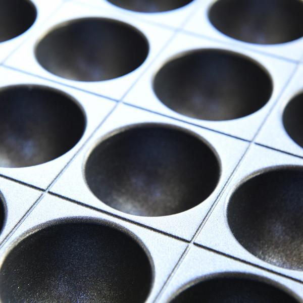 ヤマゼン 極みのたこ焼き器 24穴 1200W | 山善 | 04