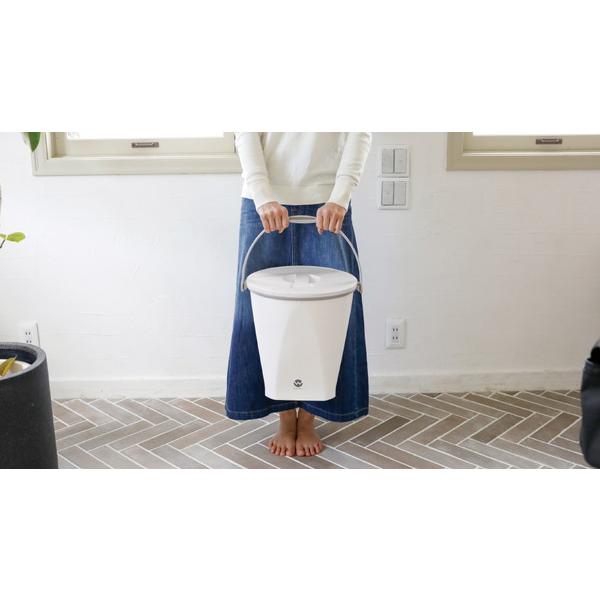 CBジャパン コンパクト バケツ型洗濯機 ウォッシュボーイ   TOM-12f ［洗濯0.6kg］ |  | 02