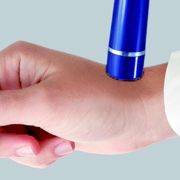 ヒーローグリーン 乾電池式コンパクトシェーバー 粋-IKI- 粋-IKI-  HSE-1B ［回転刃］ |  | 03